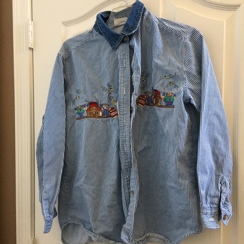 FINAL MARKDOWN Bobbie brooks blouse medium